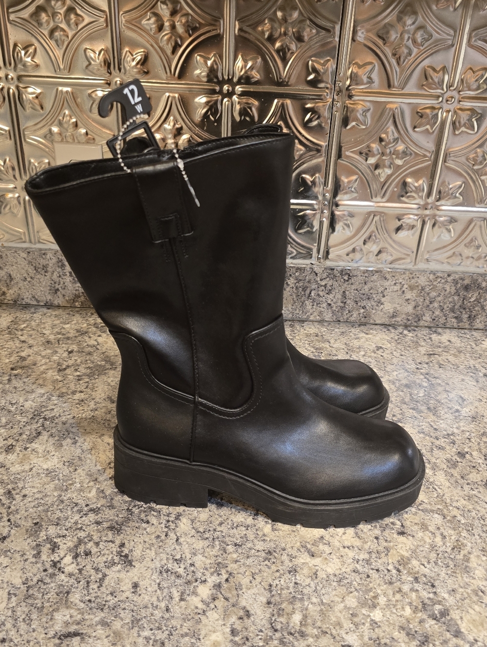 New No Boundaries Lug Pull On Side Zip Black Boots 2.2" Heel Women's US Sz 12W